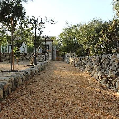 Kypeiros - Sicily Farm stay Noto