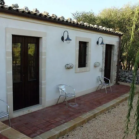 Kypeiros - Sicily Farm stay